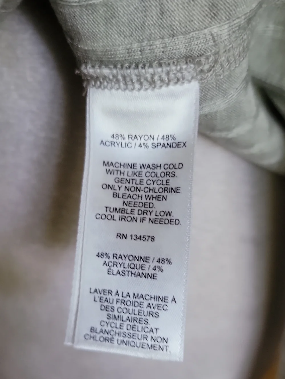 Vineyard Vines Light Gray Ribbed Women's Sweater - Soft Crew Neck
